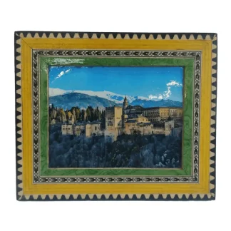 Marco de taracea con imagen panorámica de La Alhambra